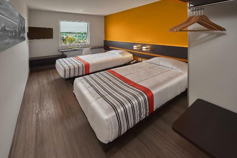 Hotel City Express Plus Le�n Centro De Convenciones