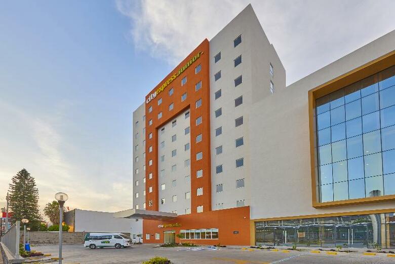 Hotel City Express Plus Le�n Centro De Convenciones