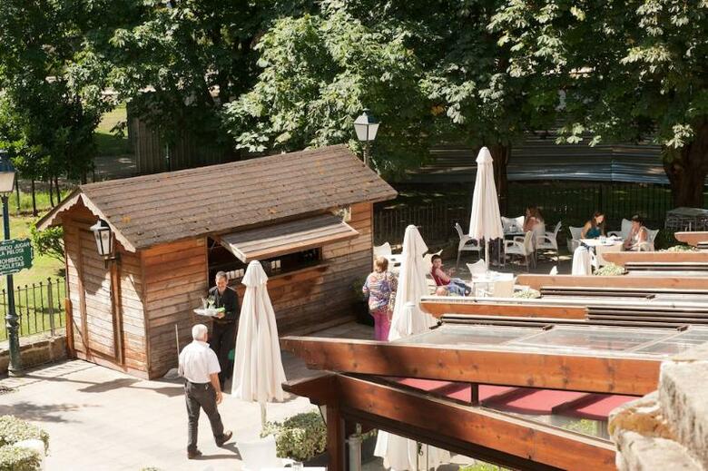 Hotel Artaza