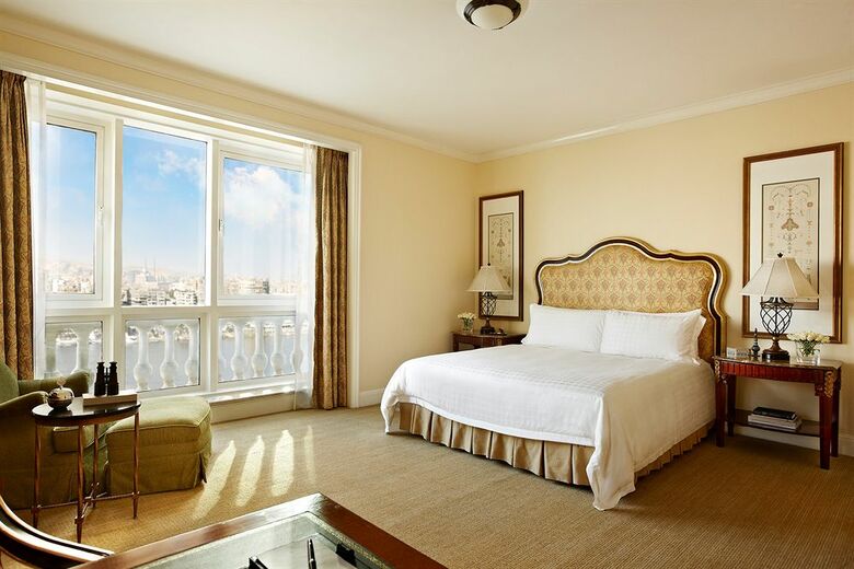 Four Seasons Hotel Cairo At The First Residence
