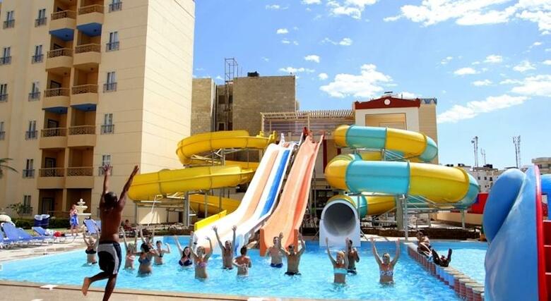 Hotel King Tut Aqua Park Beach Resort
