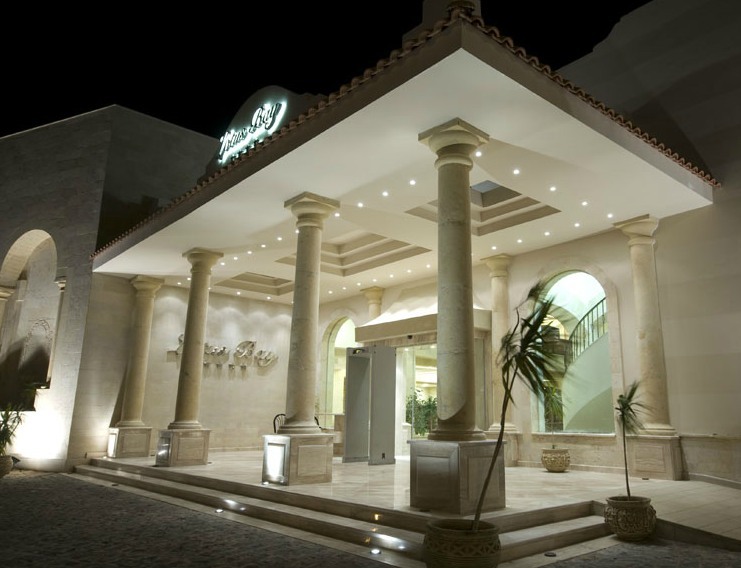 Hotel Lotus Bay Resort And Spa