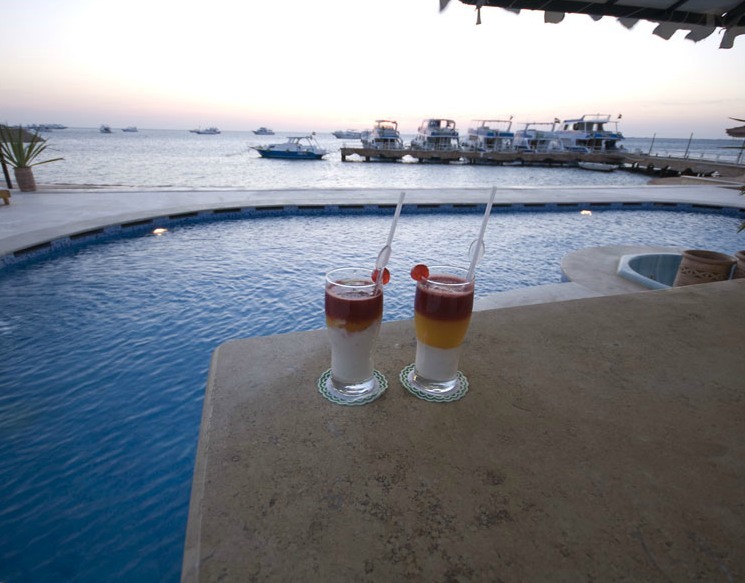 Hotel Lotus Bay Resort And Spa