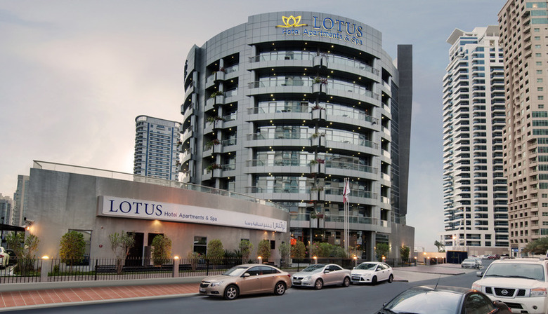 Lotus Hotel Apartments & Spa, Marina