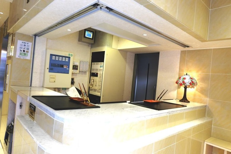 Hotel Annex Check In Shimbashi
