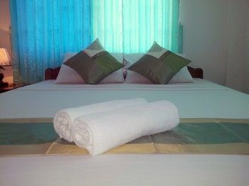 Hostal Schein Guesthouse & Restaurant