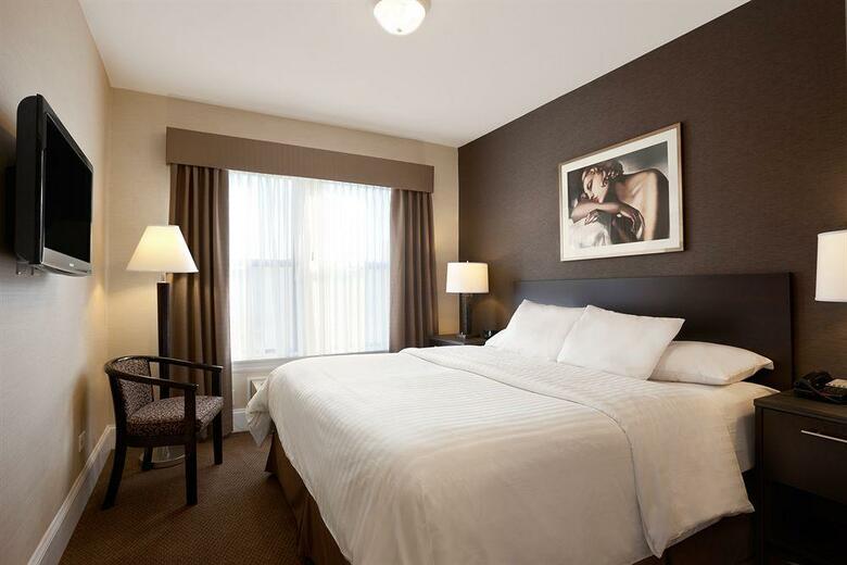 Hotel Versey Days Inn By Wyndham Chicago
