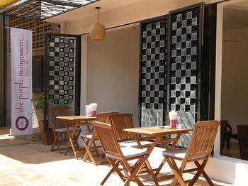 Bed & Breakfast The Purple Mangosteen