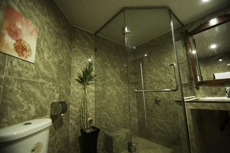 Reaksmey Chanreas Hotel