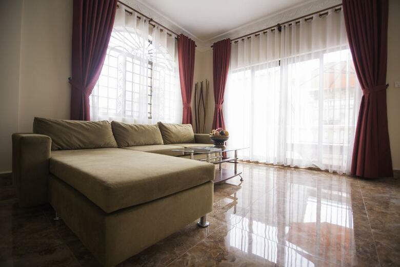Reaksmey Chanreas Hotel