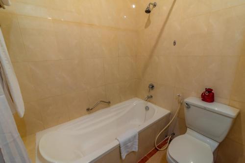 Hotel Empress Residence Resort And Spa