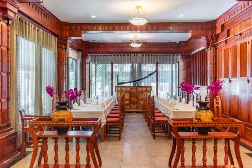 Hotel Empress Residence Resort And Spa