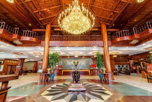 Hotel Empress Residence Resort And Spa