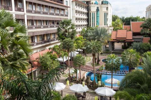 Hotel Empress Residence Resort And Spa