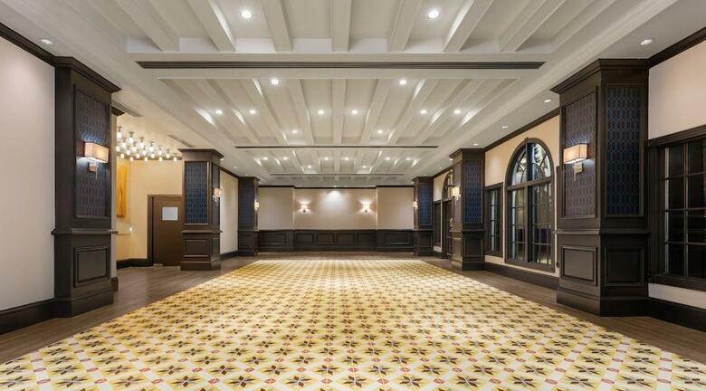 Bristol Hotel