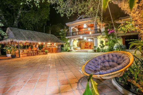 Hostal Bloom Garden Guesthouse