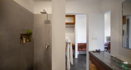 Hostal Golden Village Guesthouse