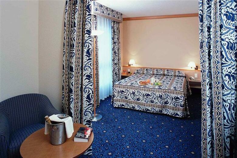 Hotel Mercure Royal Fontainebleau