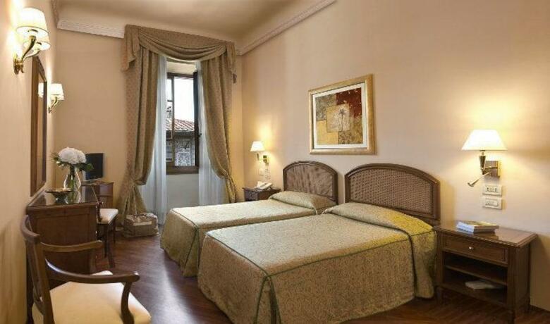 Hotel Pierre