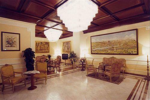 Hotel Pierre