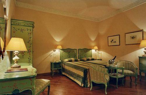 Hotel Pierre