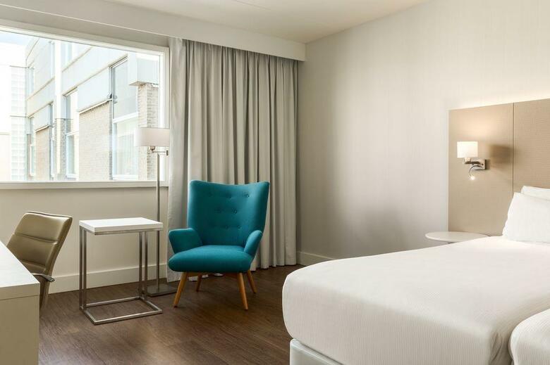 Hotel NH Amsterdam Schiphol Airport