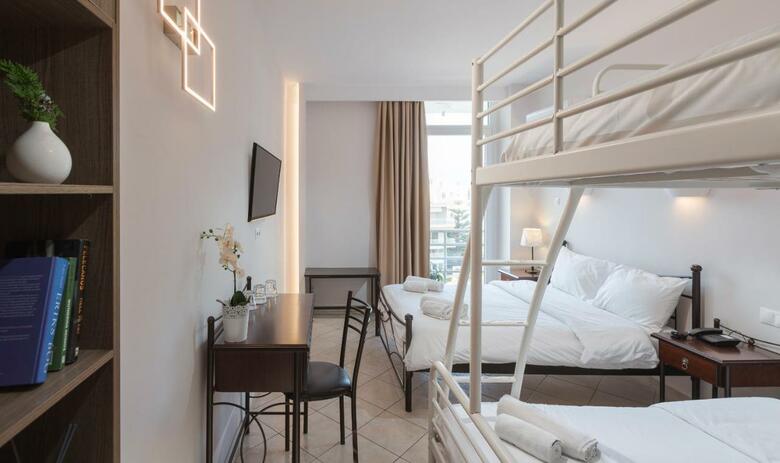 Minavra Hotel