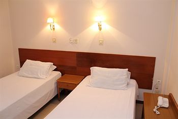 Nefeli Hotel