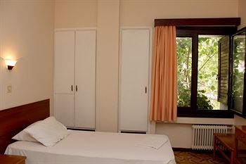 Nefeli Hotel