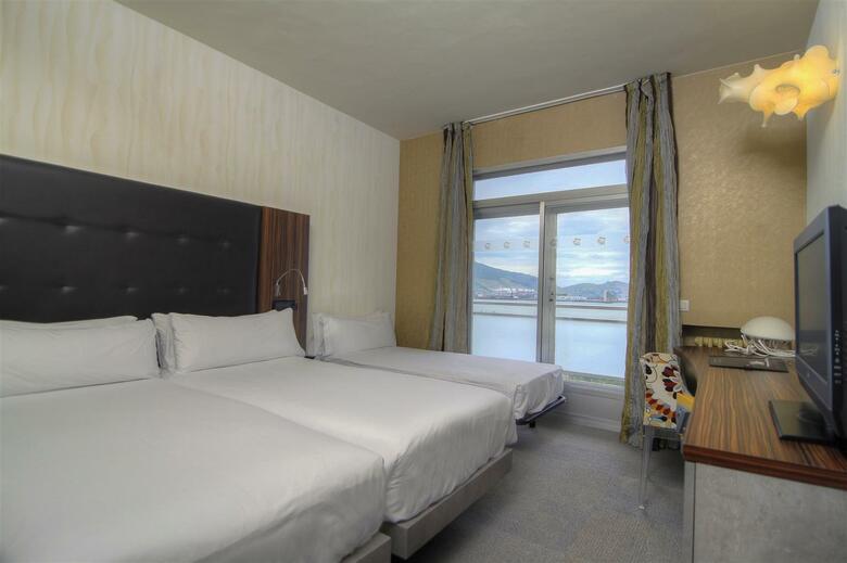 Hotel Petit Palace Tamarises