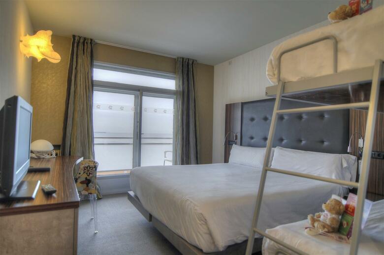 Hotel Petit Palace Tamarises