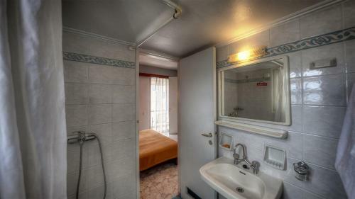 Zina Hotel Apartments