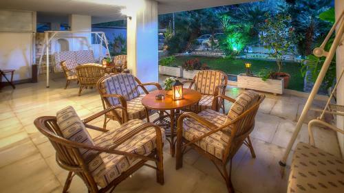 Zina Hotel Apartments