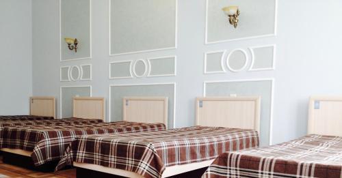 Deluxe Hostel Under The Roof