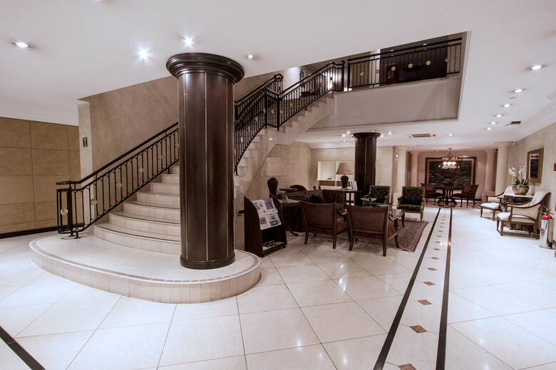 Hotel Mabu Curitiba Business
