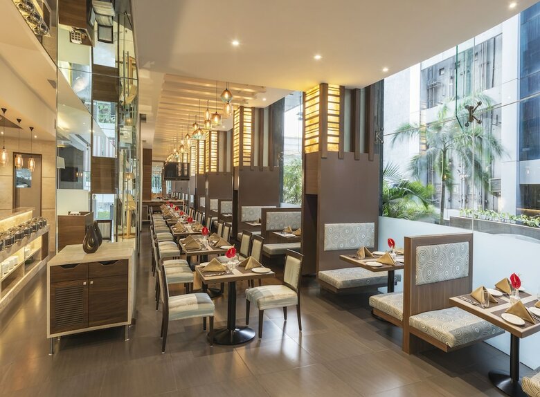 Hotel The Regale By Tunga