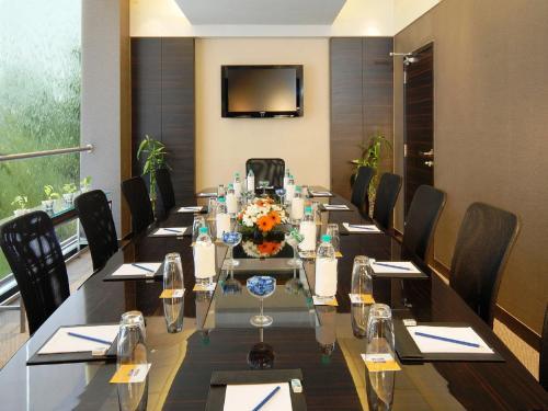 Hotel Sarovar Grand Hometel