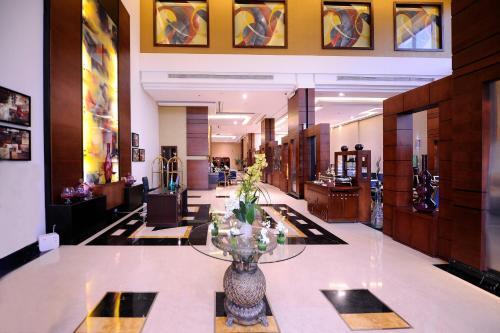 Al Hamra Palace Hotel -formerly " Coral Al Hamara Hotel "