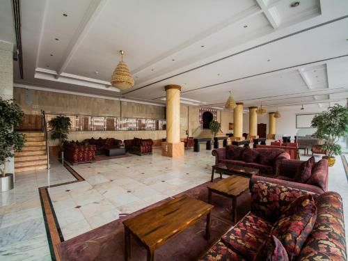 Brzeen Hotel