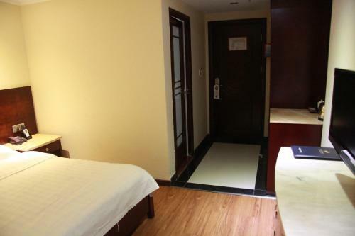 Lu Jiang Tian Yue Hotel