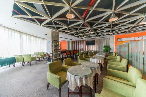 Hotel Yile Road Garden Inn