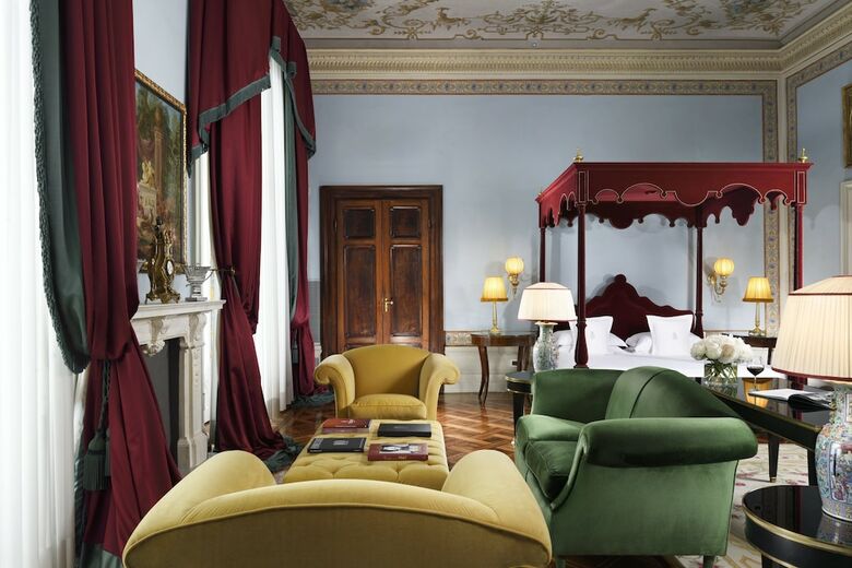 Grand Hotel Villa Cora