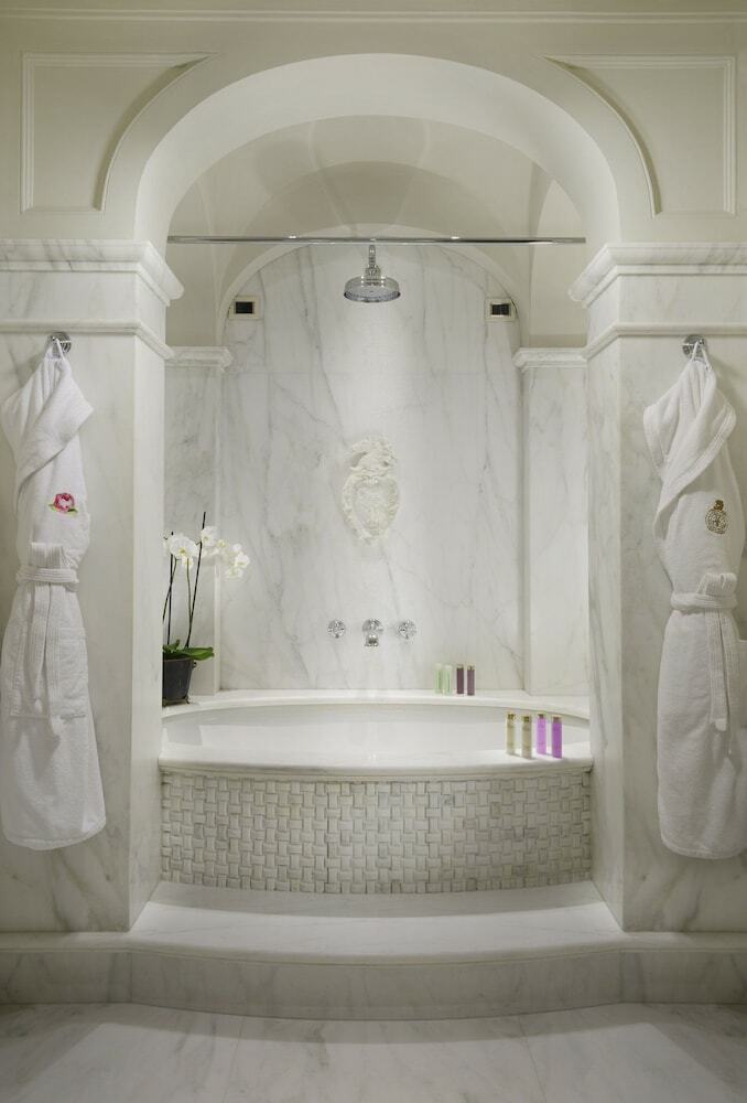 Grand Hotel Villa Cora