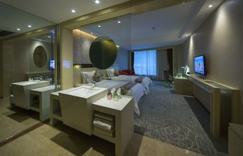 Paco Business Hotel Shahe