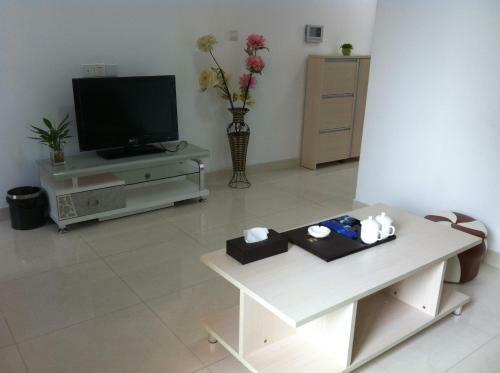Shengang Apartment Dongmen Branch