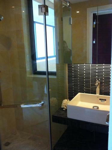 Shengang Apartment Dongmen Branch