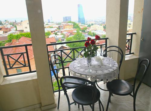 The Pearl Of Mtatsminda Apartment
