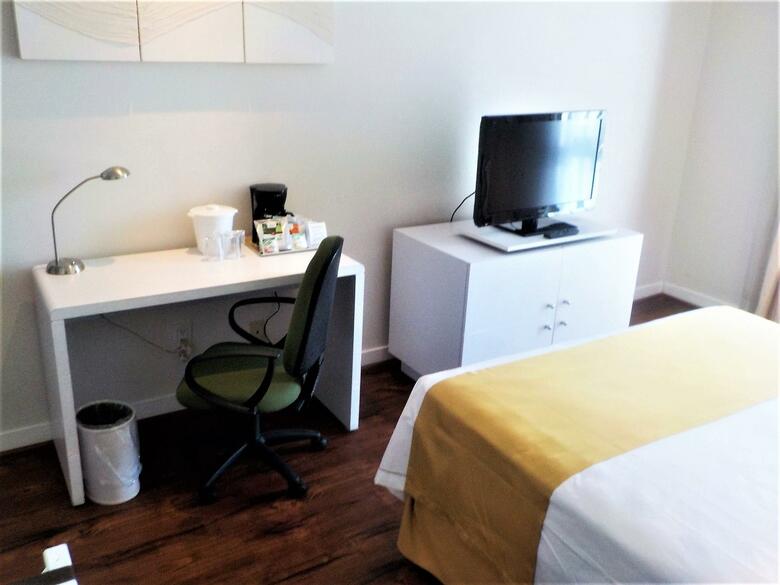 Holiday Inn Express Hotel & Suites Wtc