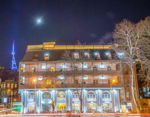 River Side Hotel