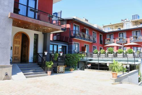 Alliance Hotel